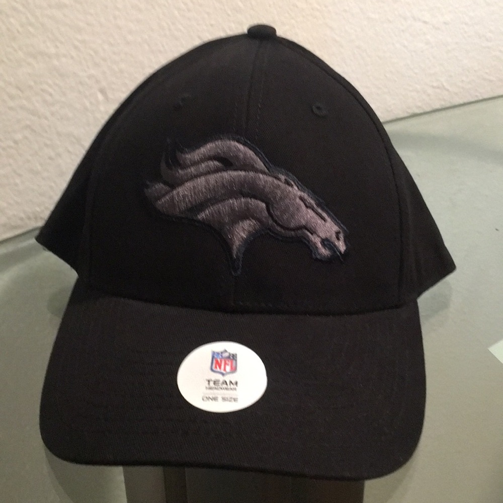 Denver Broncos black out Velcro strap back